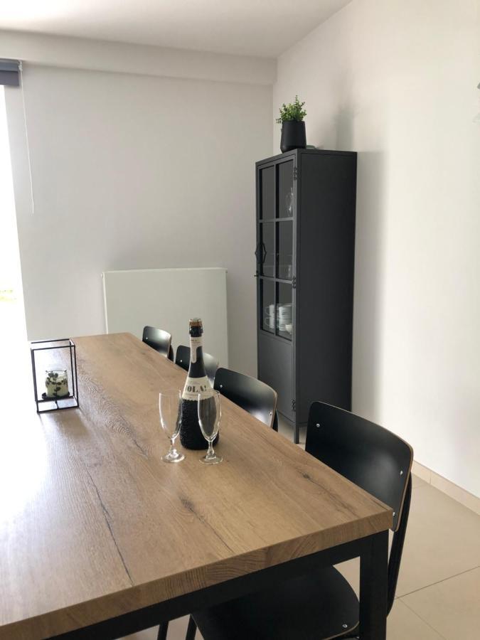 Vakantie Appartement Allure, Met Zuidgericht Tuintje Oostende Dış mekan fotoğraf